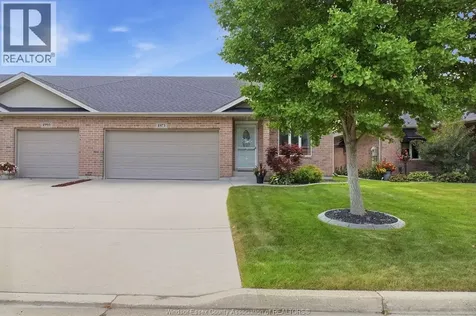 1973 Venetian Avenue Windsor ON N8P 2A1