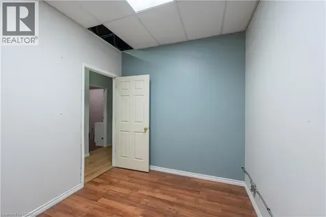 27 Copernicus Boulevard Brantford ON N3P 1N4