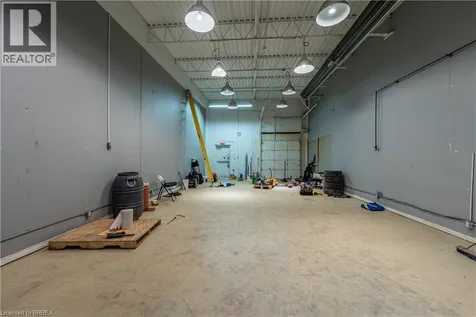 27 Copernicus Boulevard Brantford ON N3P 1N4
