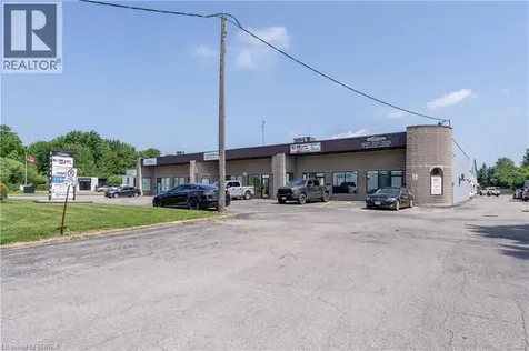 27 Copernicus Boulevard Brantford ON N3P 1N4