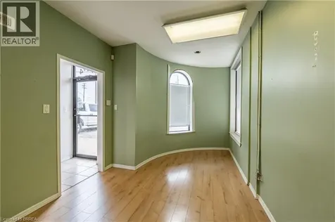 27 Copernicus Boulevard Brantford ON N3P 1N4
