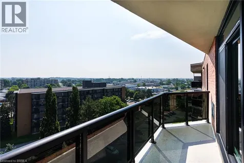 9 Bonheur Court Brantford ON N3P 1Z5