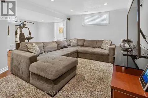 66 Peach Tree Boulevard St. Thomas ON N5R 0C1