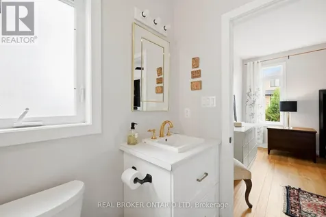 4 Doral Court St. Thomas ON N5R 0G3