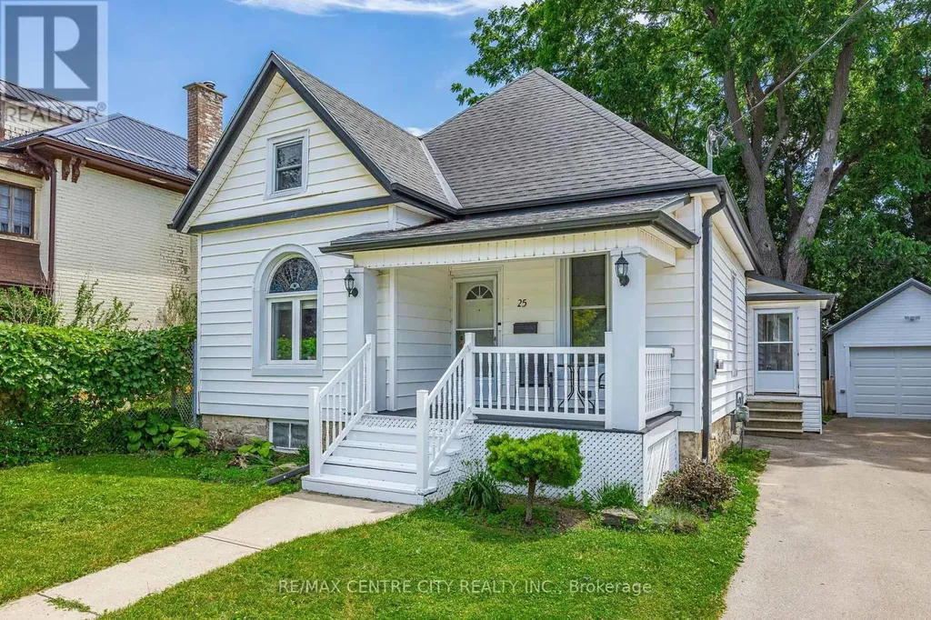 25 Erie Street St. Thomas ON N5R 2M4