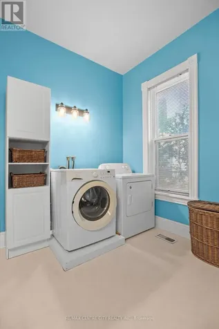 25 Erie Street St. Thomas ON N5R 2M4
