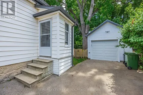 25 Erie Street St. Thomas ON N5R 2M4