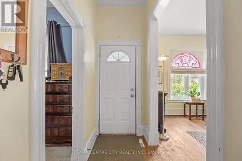 25 Erie Street St. Thomas ON N5R 2M4