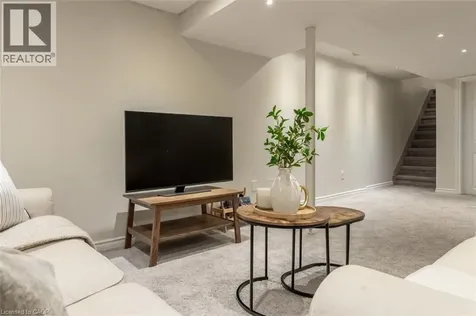 53 Dills Crescent Milton ON L9T 5P2