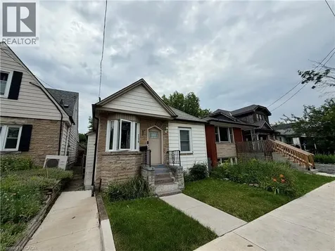 256 Fairfield Avenue Hamilton ON L8H 5H6
