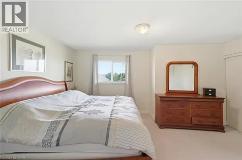 2871 Darien Road Burlington ON L7M 4R6
