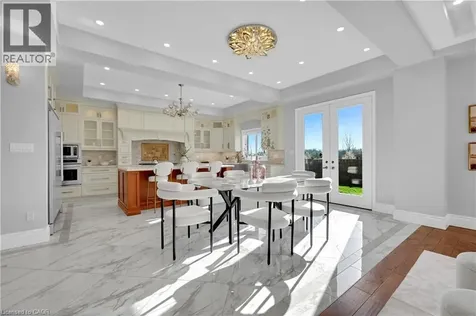 7 Riesling Court Hamilton ON L8G 0B4