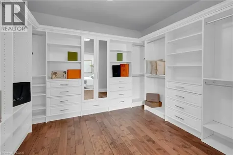 7 Riesling Court Hamilton ON L8G 0B4