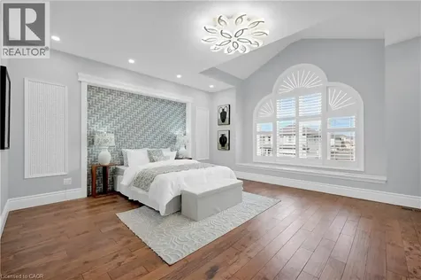 7 Riesling Court Hamilton ON L8G 0B4