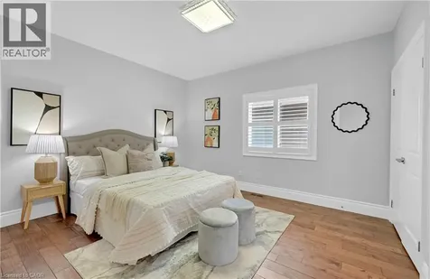 7 Riesling Court Hamilton ON L8G 0B4