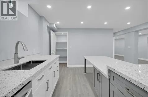 7 Riesling Court Hamilton ON L8G 0B4