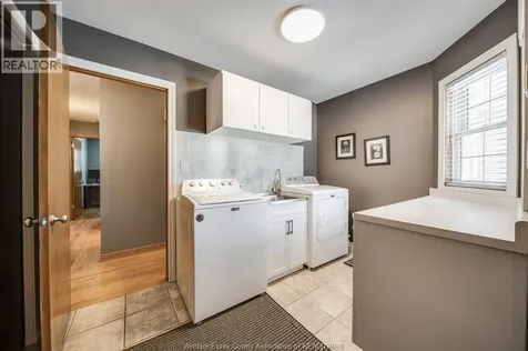 314 Menard Lasalle ON N9J 1C4