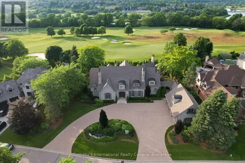 28 Deer Ridge Crescent Kitchener ON N2P 2L3