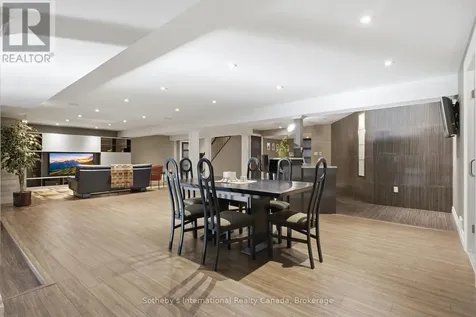 28 Deer Ridge Crescent Kitchener ON N2P 2L3