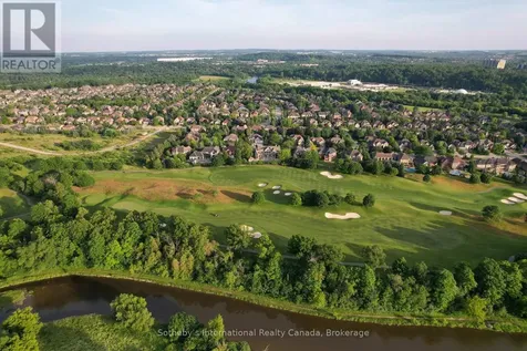 28 Deer Ridge Crescent Kitchener ON N2P 2L3