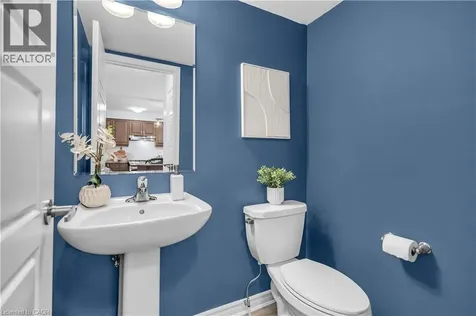 515 Equestrian Way Cambridge ON N3E 0B5