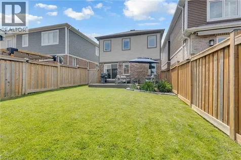 515 Equestrian Way Cambridge ON N3E 0B5