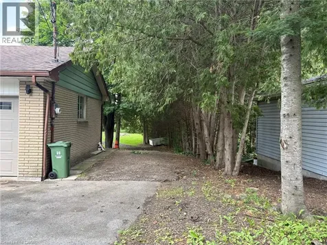318 Freelton Road Puslinch ON N0B 2J0