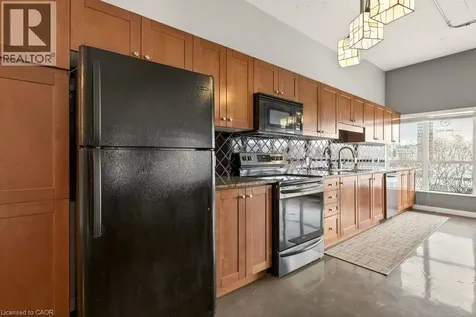 66 Bay Street South Hamilton ON L8P 4Z6