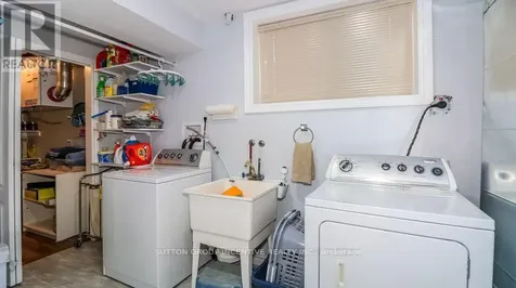 16 Cherry Sands Crescent Wasaga Beach ON L9Z 1P5