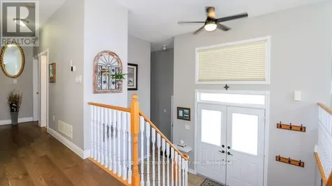 16 Cherry Sands Crescent Wasaga Beach ON L9Z 1P5