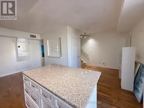 3043 Finch Avenue West Toronto (humbermede) ON M9M 0A4
