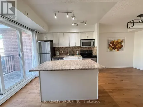 3043 Finch Avenue West Toronto (humbermede) ON M9M 0A4