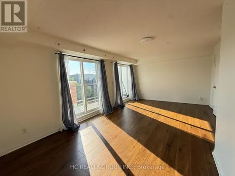 3043 Finch Avenue West Toronto (humbermede) ON M9M 0A4