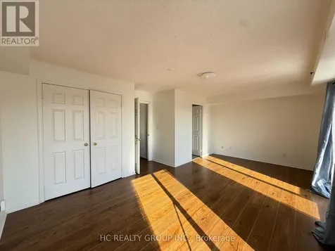 3043 Finch Avenue West Toronto (humbermede) ON M9M 0A4