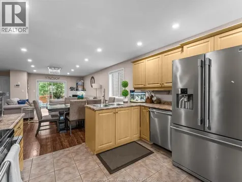 2408 Waterford Avenue Windsor ON N8P 1S1