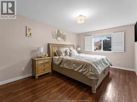 2408 Waterford Avenue Windsor ON N8P 1S1