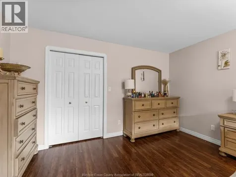 2408 Waterford Avenue Windsor ON N8P 1S1