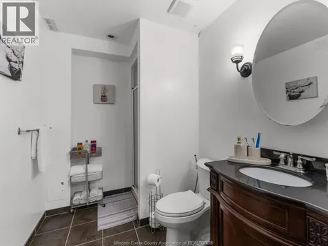 2408 Waterford Avenue Windsor ON N8P 1S1