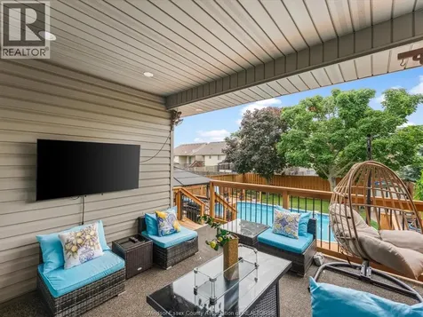 2408 Waterford Avenue Windsor ON N8P 1S1