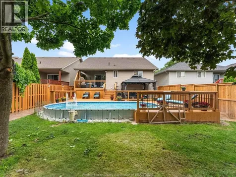 2408 Waterford Avenue Windsor ON N8P 1S1