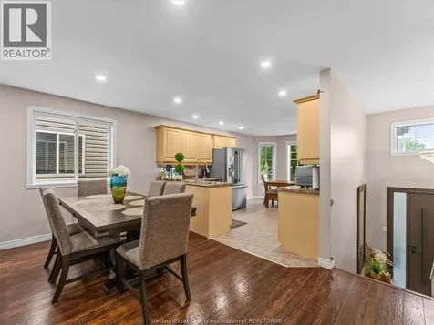 2408 Waterford Avenue Windsor ON N8P 1S1