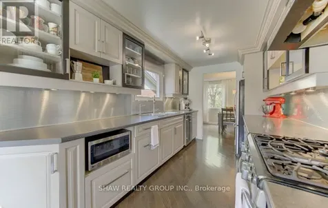 108 Clearwater Crescent Waterloo ON N2V 1L8