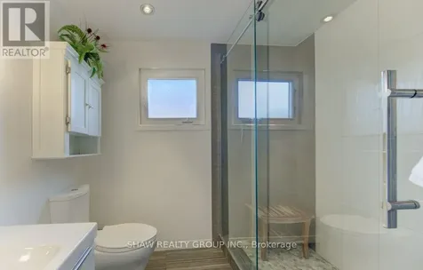 108 Clearwater Crescent Waterloo ON N2V 1L8