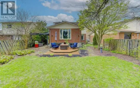 108 Clearwater Crescent Waterloo ON N2V 1L8