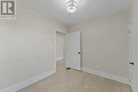 17 First Street Orangeville ON L9W 2C6