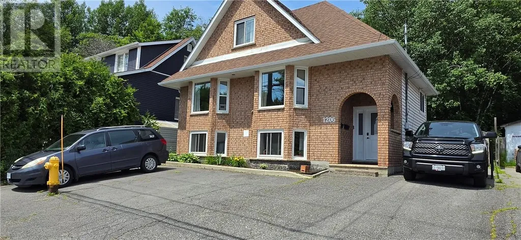 1206 Bancroft Drive Sudbury ON P3B 1R5
