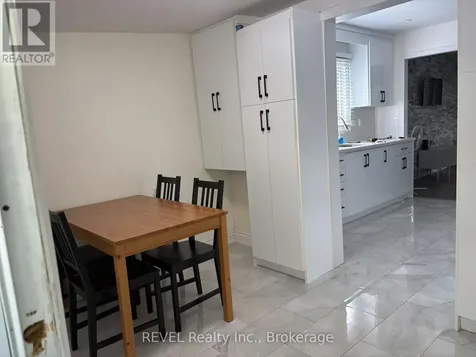 3184 Mosley Street Wasaga Beach ON L9Z 1V4