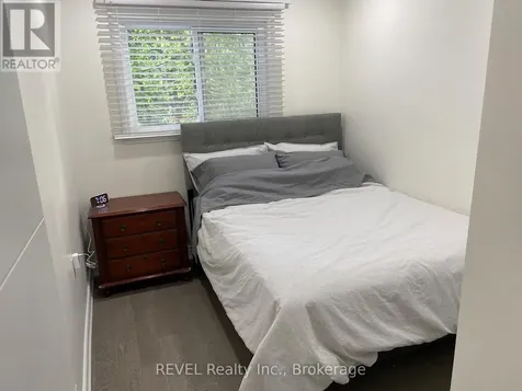 3184 Mosley Street Wasaga Beach ON L9Z 1V4