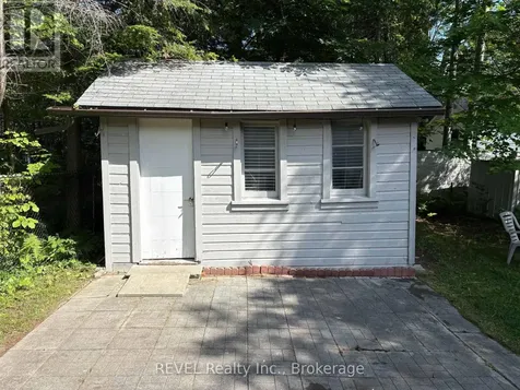 3184 Mosley Street Wasaga Beach ON L9Z 1V4
