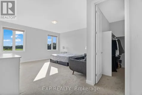626 Inver Lane Ottawa ON K2J 7C4